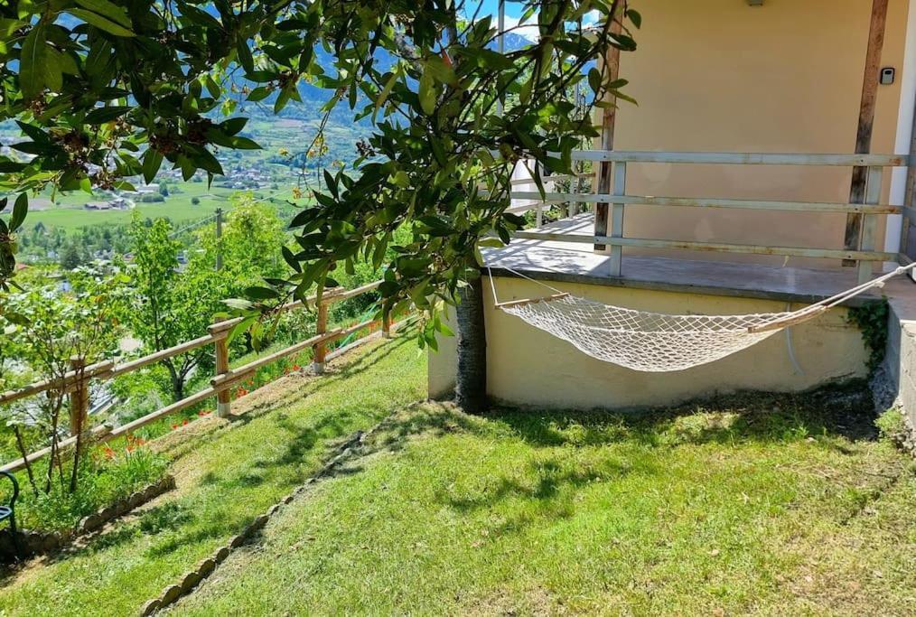 Casa Le Vignole - Aostaヴィラ エクステリア 写真